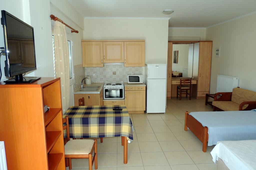 Studio Kamelia Apartment Finikounta Room photo